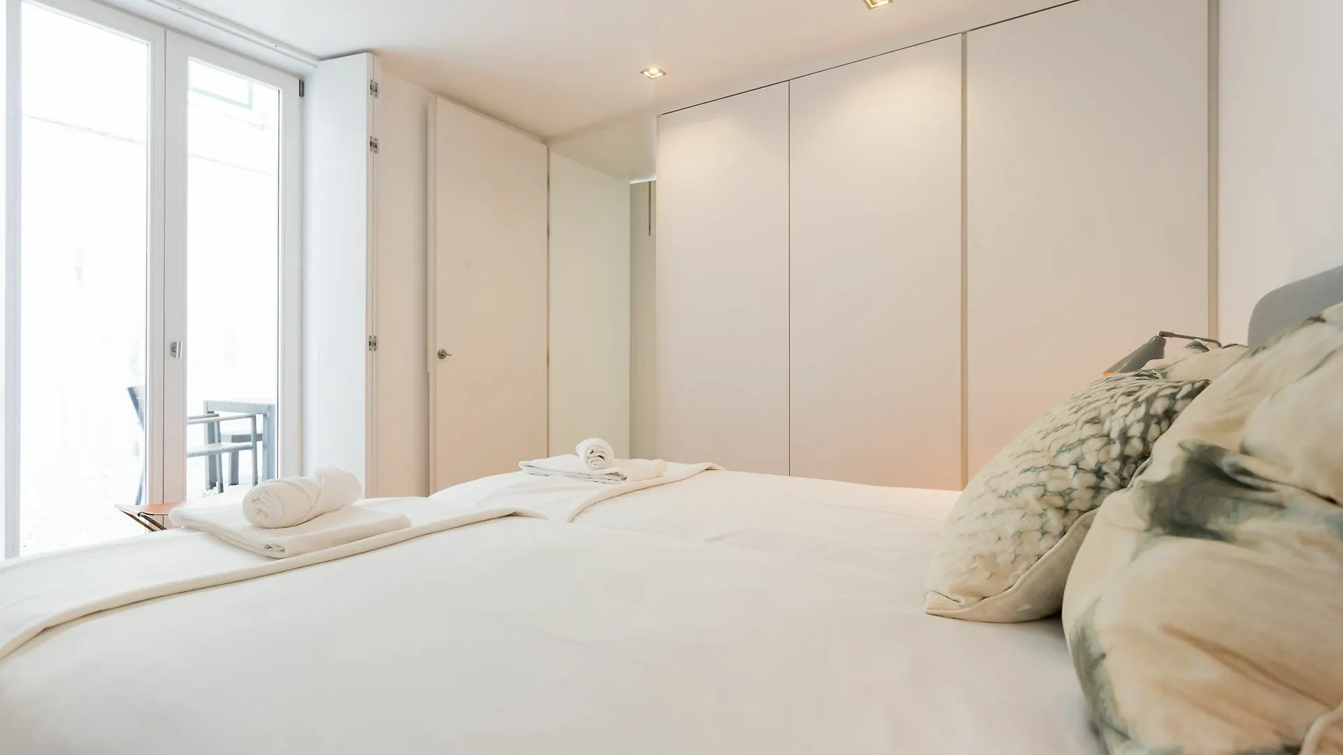 Chiado Studio And One-Bedroom Apartment - By Lu Holidays Lisboa